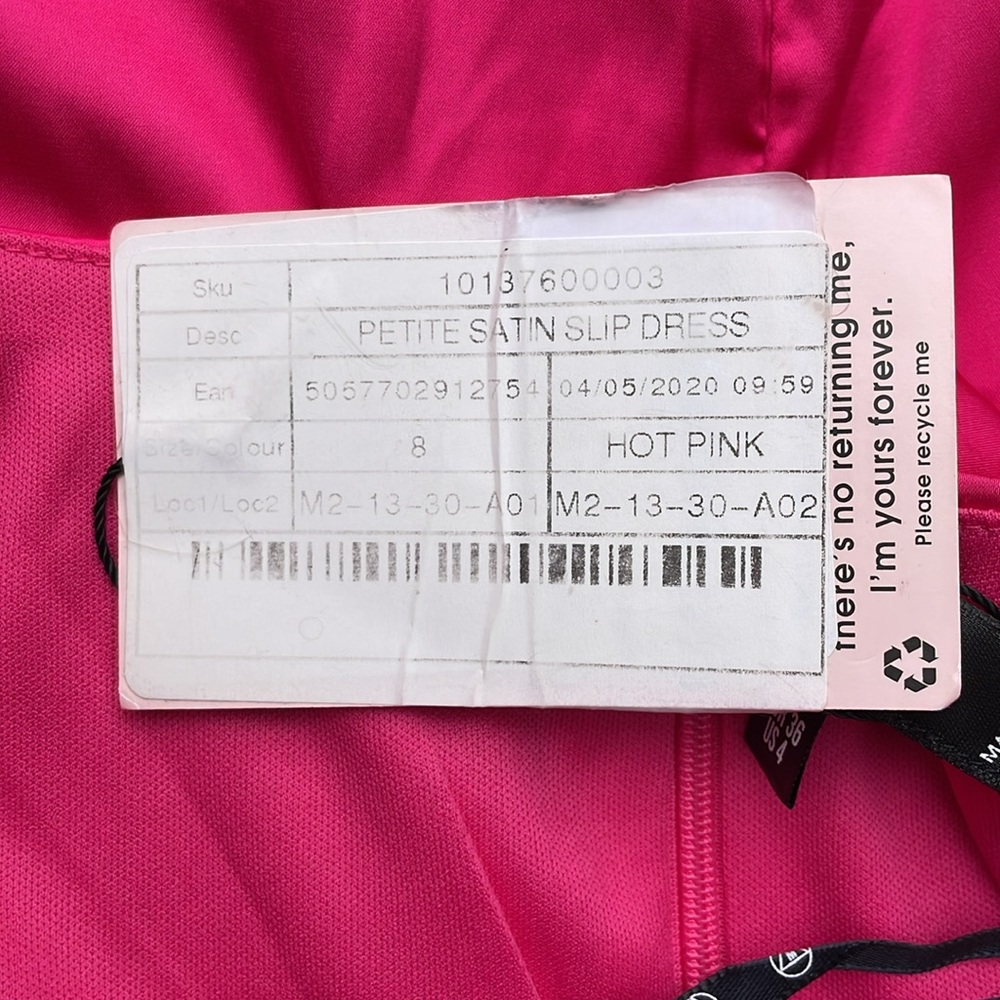 ~2019-2020 NWT PETITE Missguided Satin Slip Dress - Picture 13 of 13